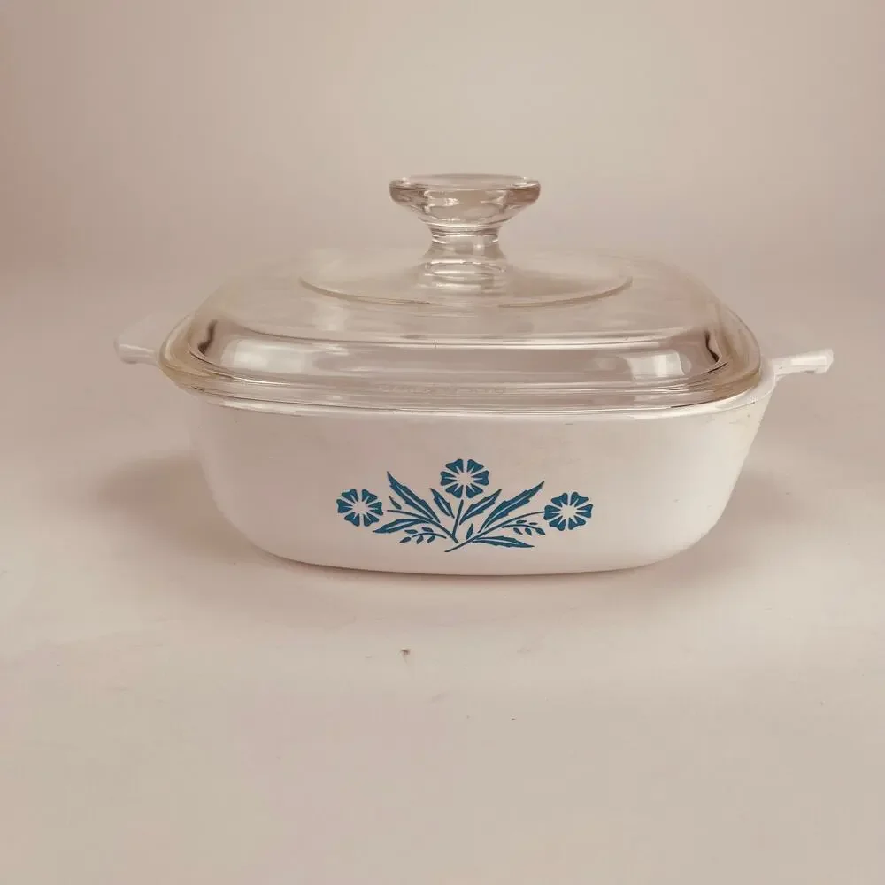 Corning Ware Blue Cornflower 1 Qt. Casserole P1B with lid
